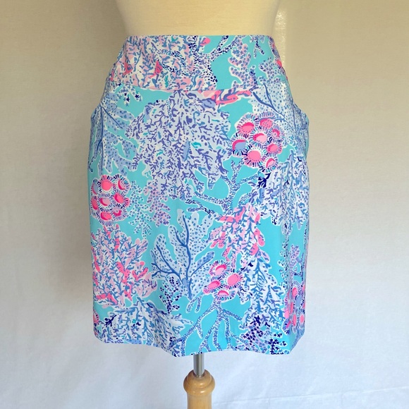 Lilly Pulitzer Dresses & Skirts - Lilly Pulitzer Skirt/skort in shades of blue and pink Size 14